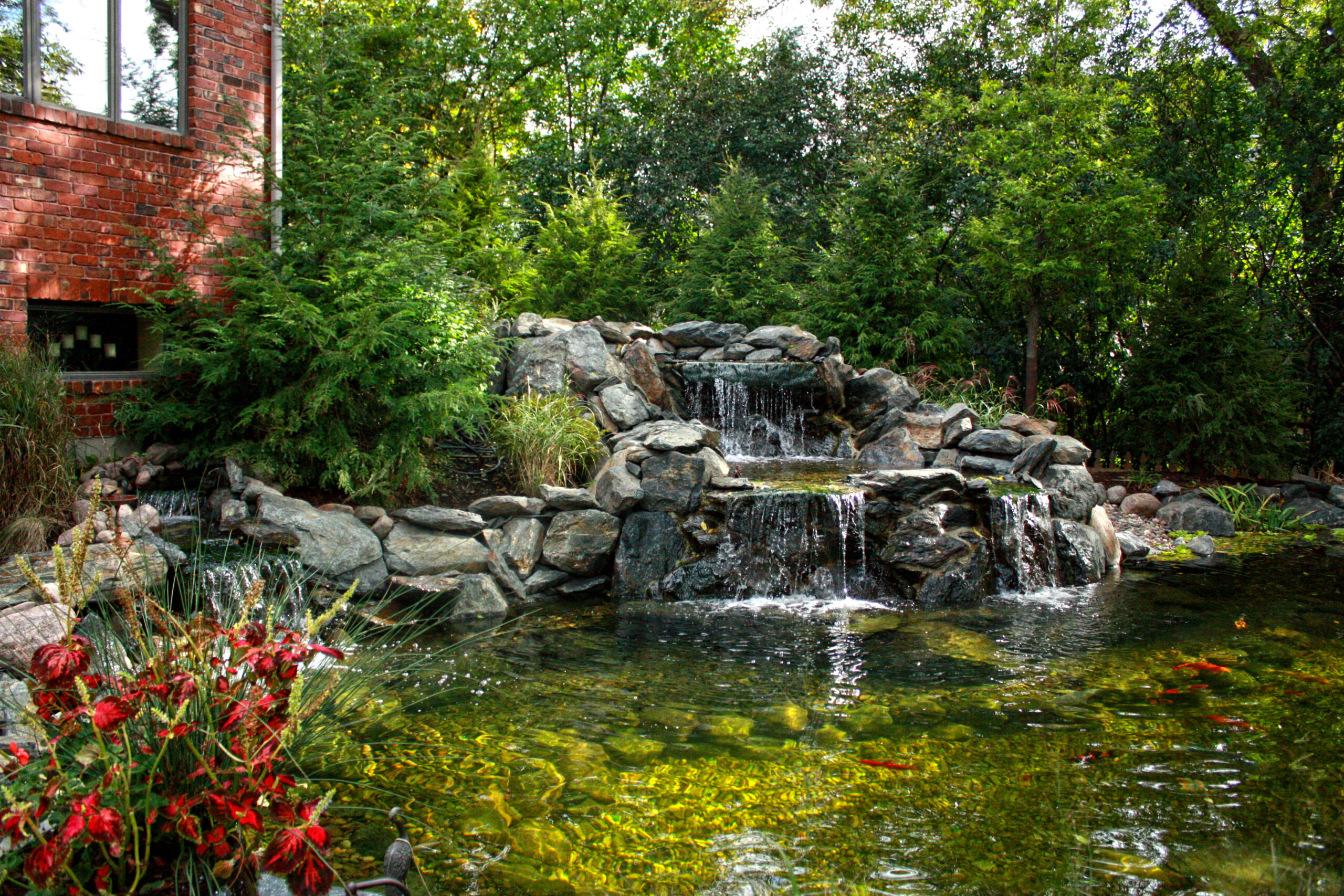 Pondless waterfall